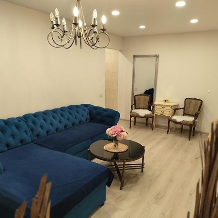 A. G. Central Apartaments Šiauliai Extérieur photo